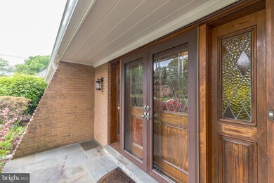 1200 Gatewood Dr, Alexandria, VA 22307 - photo 3