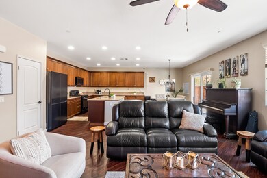 3423 Arrowhead Ct, Rosamond, CA 93560 - photo 7