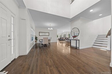 27 Lilac Ln, Ridge, NY 11961 - photo 5