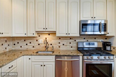 11855 Dunlop Ct, Reston, VA 20191 - photo 4