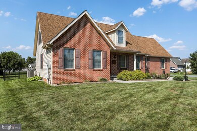 287 Martina Dr, Chambersburg, PA 17201 - photo 3