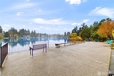 13229 Linden Ave N unit 306, Seattle, WA 98133 - photo 3