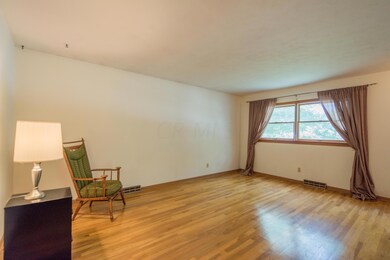 1124 Belden Rd, Columbus, OH 43229 - photo 4