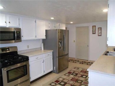 3520 Hampshire Rd, Erie, PA 16506 - photo 3