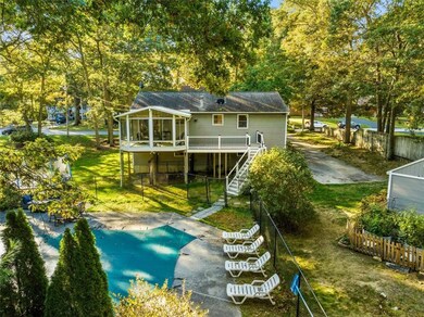 8 Avon Ave, Cumberland, RI 02864 - photo 2