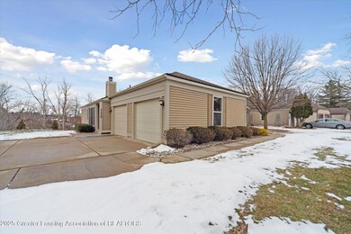 7224 Medallion Dr unit 39, Lansing, MI 48917 - photo 2