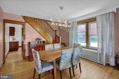 2123 Fairview St, Reading, PA 19609 - photo 6