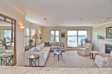7 Rackliffe St unit 8, Gloucester, MA 01930 - photo 2