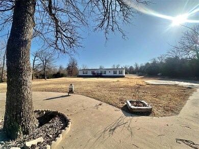 31807 Lake Rd, Shawnee, OK 74801 - photo 3