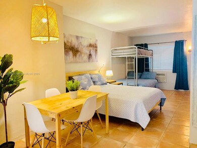 825 Euclid Ave unit 3, Miami Beach, FL 33139 - photo 6