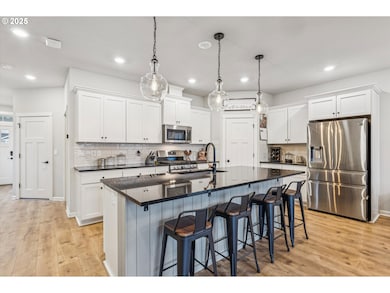 2081 Silverstone Dr, Forest Grove, OR 97116 - photo 7