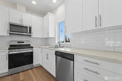 19017 Washington 3 unit B, Allyn, WA 98524 - photo 4