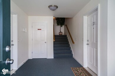 Exterior_Entryway 3466-SMALL