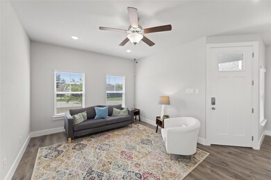 1400 Apricot Ln, Gainesville, TX 76240 - photo 5