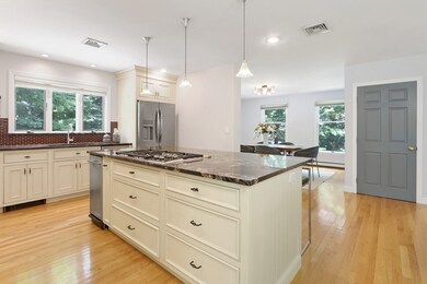 156 Worcester Ln, Waltham, MA 02451 - photo 7