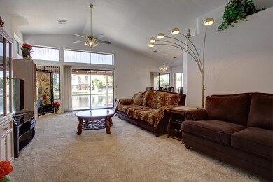 Living room 2