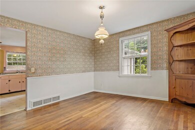 5 Ferncrest Dr, Riverside, RI 02915 - photo 6