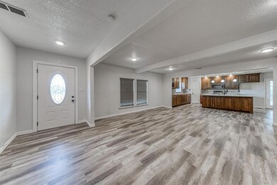 451 Woodhaven Dr, Springtown, TX 76082 - photo 2