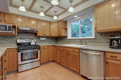 Kitchen W/Tile Back Splash