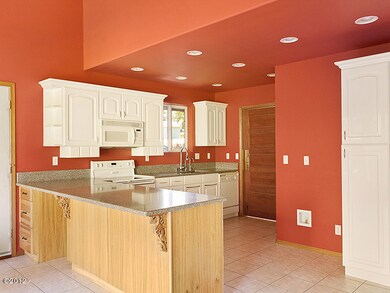 431-491492-Subject Kitchen