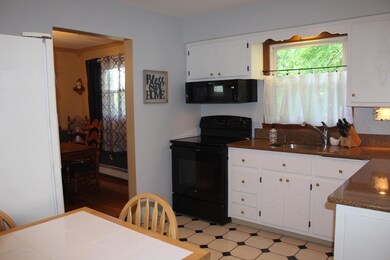 PORT MON 6A Mercer KITCHEN 2 - Copy