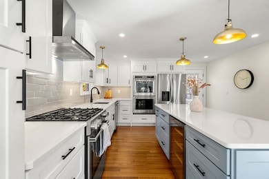 10 High St, Salisbury, MA 01952 - photo 3