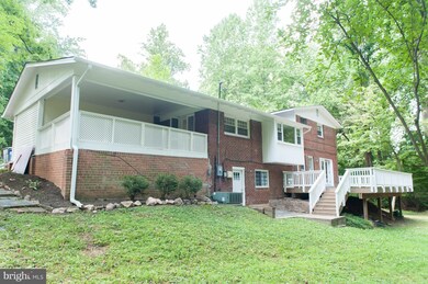 6312 Waterway Dr, Falls Church, VA 22044 - photo 3