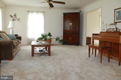 105 Launchris Dr, Winchester, VA 22602 - photo 2