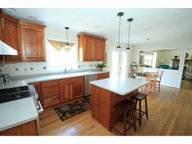 Kitchen. Open kitchen floor plan with eat-in-kitch