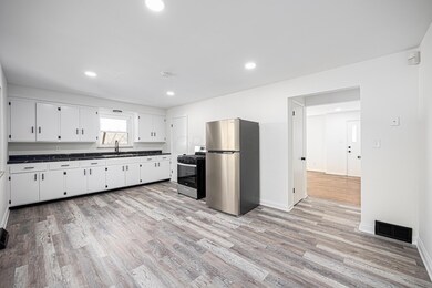 1461 Cunard Rd 023