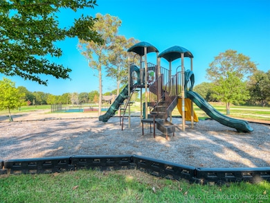 107 Patriot Pointe, Eufaula, OK 74432 - photo 5