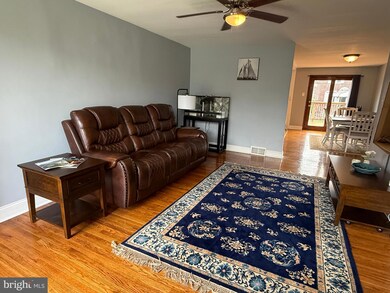 400 Pine St, Glenolden, PA 19036 - photo 5