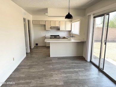 Kitchen_Dining
