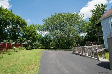 30 Glenwood Rd, Albany, NY 12204 - photo 4