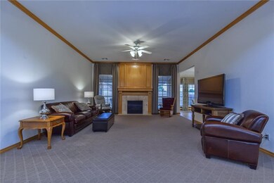 2301 Richland Dr, Edmond, OK 73012 - photo 4