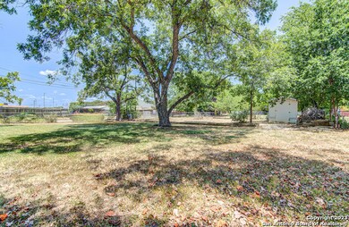 590 Gruene Rd, New Braunfels, TX 78130 - photo 4
