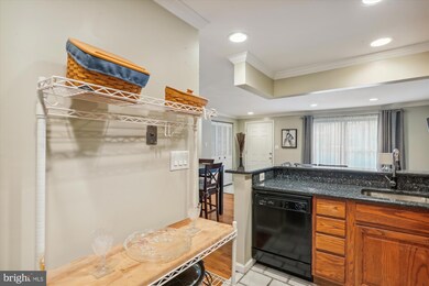 9407 Gentle Cir, Montgomery Village, MD 20886 - photo 5