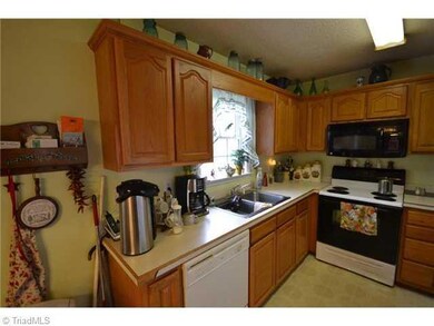 3499 Nc Highway 42 S, Asheboro, NC 27205 - photo 6