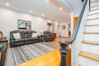 45 Sheafe St, Malden, MA 02148 - photo 4