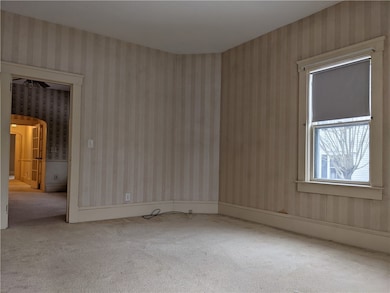 82 High St unit 1S, Bristol, RI 02809 - photo 3