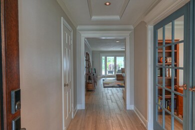 2315 Blue Water Ln, Houston, TX 77018 - photo 4