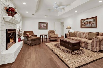 4016 Shadow Cir, Denison, TX 75020 - photo 6