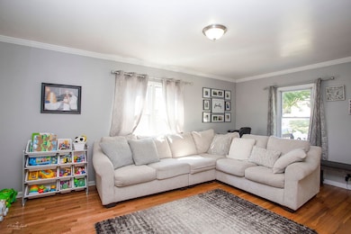 801 Flossmoor Ave, Waukegan, IL 60085 - photo 5