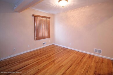 127 Hooper Ave, Staten Island, NY 10306 - photo 7