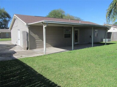 2645 Kirkwood Dr, Marrero, LA 70072 - photo 2
