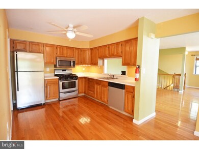 5206 Stonehedge Rd unit 6, Edison, NJ 08820 - photo 6