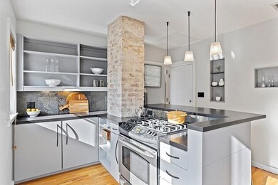 132 Rawson Rd unit 132, Arlington, MA 02474 - photo 4