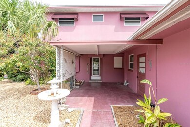 7901 Bayshore Dr, Treasure Island, FL 33706 - photo 4