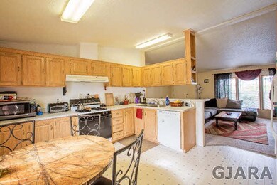 3066 1/2 Grosbeak Ct, Grand Junction, CO 81504 - photo 5