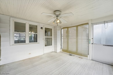 27 Mountainview Dr, Clifton, NJ 07013 - photo 7